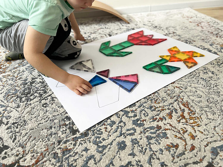 jarní hrátky s&nbsp;magnetickými stavebnicemi - tangramy