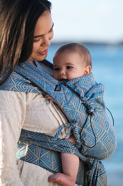 Nosicí pomůcka pro&nbsp;miminko - hybridní nosítko